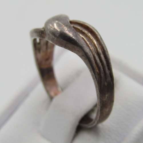 Vintage Sterling silver ring - weighs 2,8g - size L 1/2