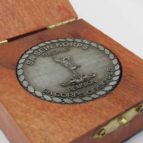 2018 SA Corps of signals reunion medallion in case
