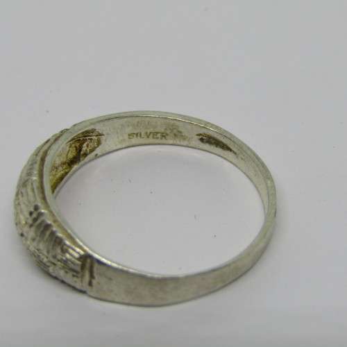 Vintage Sterling silver ring - weighs 2,4g - size S 1/2
