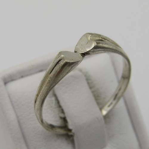 Vintage Sterling silver ring - weighs 1,6g - size Q 1/2