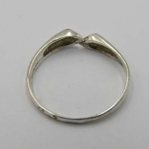 Vintage Sterling silver ring - weighs 1,6g - size Q 1/2