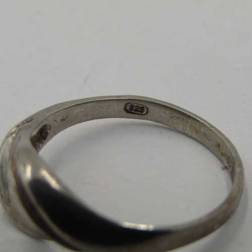 Vintage Sterling silver ring - weighs 2,0g - size O