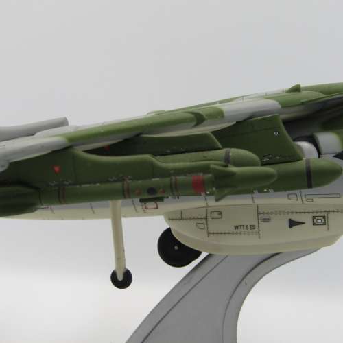 Motorworks Air Power AV-8 Harrier die-cast model plane - scale 1/40