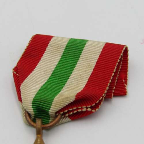 WW2 The Italy Star medal - unnamed version