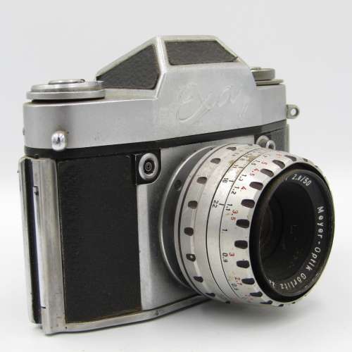 Ihagee Exa 2 SLR camera in leather case - needs cleaning & service