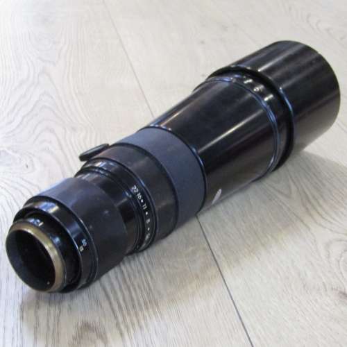 Vintage Pentax Asahi Takumar 1:45 / 500 mm lens in case - some fog in lens