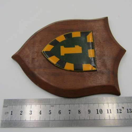 SADF 1 SA Infantry Shoulder flash plaque - small chip