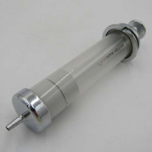 The New Everett glass syringe in box with 2 tins of needles