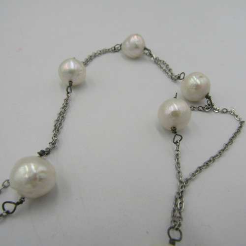 Sterling silver necklace with 11 genuine pearls Weight 15,3g - 50 cm long