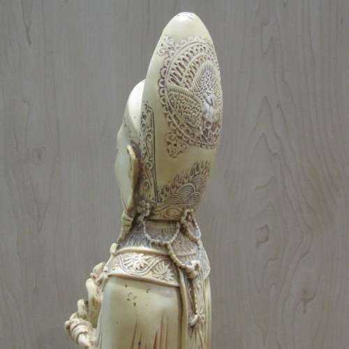Large Vintage Chinese poly resin sculpture - Height 66 cm