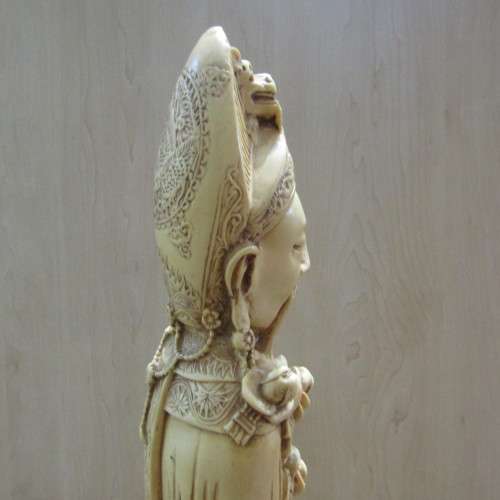 Large Vintage Chinese poly resin sculpture - Height 66 cm
