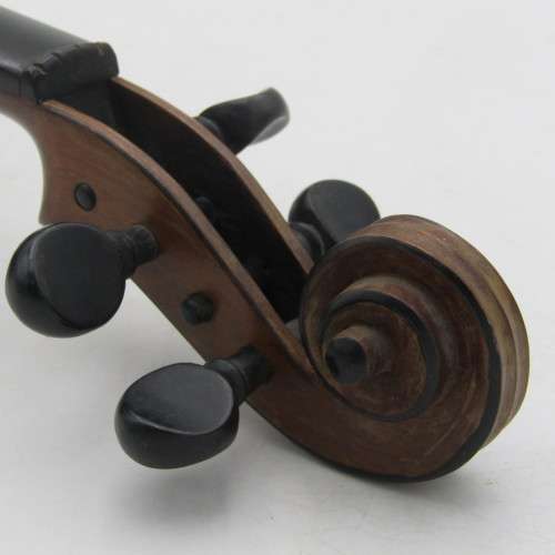 WW2 Prisoner of War handmade violin made by Italian POW Luigi Galiussi