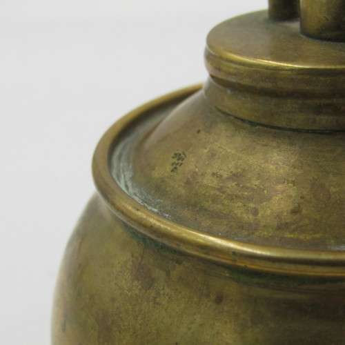 Vintage brass oilcan / sprayer with no nozzle