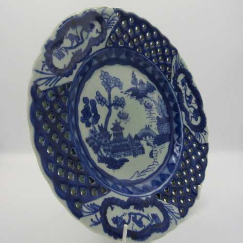 Gauda Longquin Chinese porcelain plate - scarce