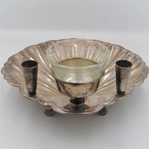 Vintage silverplated chip & dip bowl with candle holders