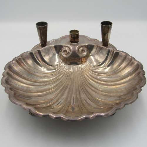 Vintage silverplated chip & dip bowl with candle holders