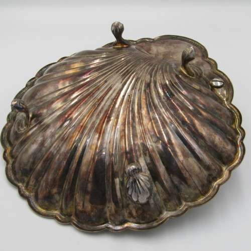Vintage silverplated chip & dip bowl with candle holders