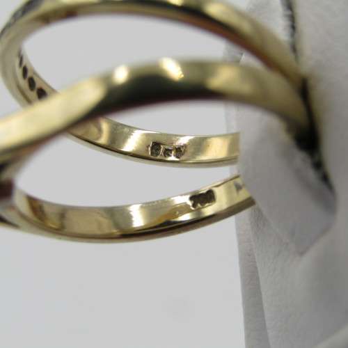 9kt Yellow Gold diamond ring wedding set with about 0,70ct diamond