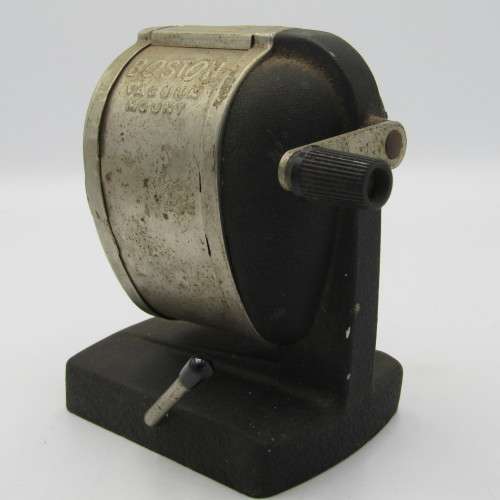 Vintage Boston Vacuum mount table top pencil sharpener - suction rubber missing