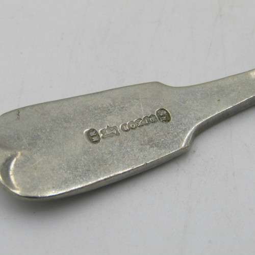Antique Wilson`s Pure Tea silverplated caddy spoon