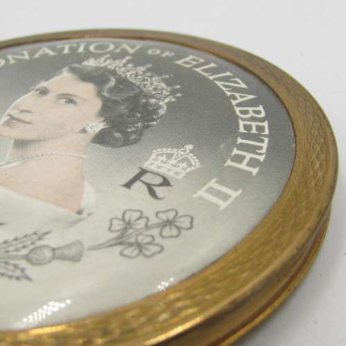 Rare 1953 Coronation of Elizabeth II powder compact