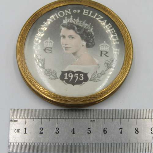Rare 1953 Coronation of Elizabeth II powder compact