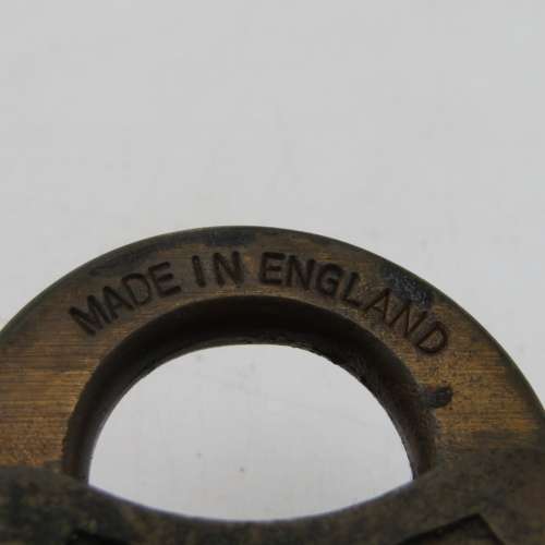Vintage YALE padlock - no key
