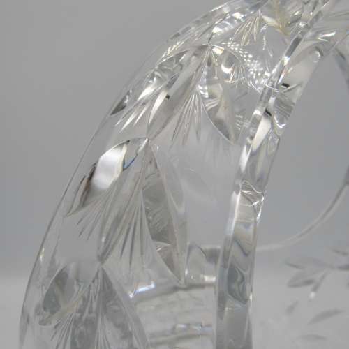 Beautiful cutglass crystal fruit bowl - small clip on rim