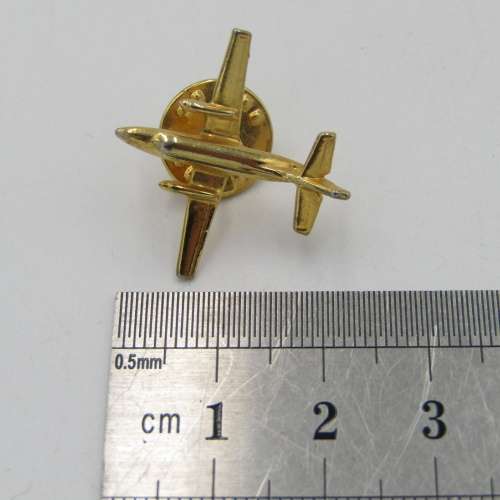 British Jetstream gold coloured pin badge
