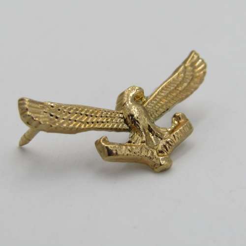 Pair of SA Air Force mess dress collar badges - different colours