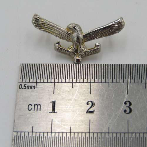 Pair of SA Air Force mess dress collar badges - different colours