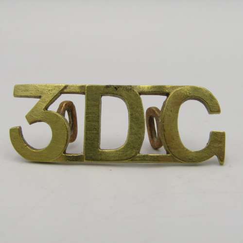 Royal 3rd Dragon Guards cap badge with shoulder title