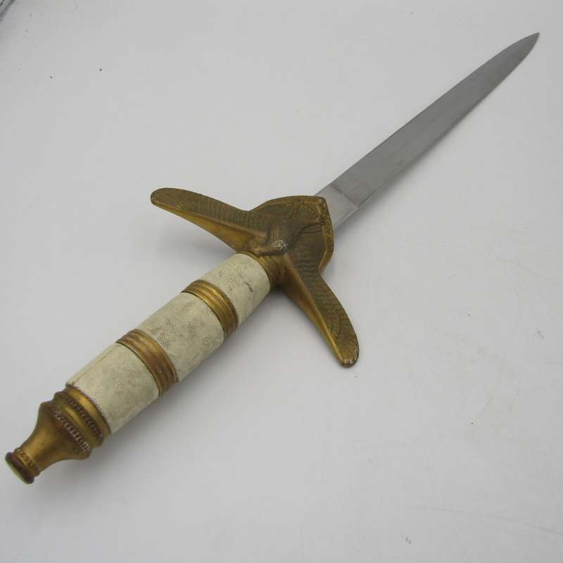 SA Air Force Officers dagger with belt tunic and cap of Captain Leysens - dagger number 2455