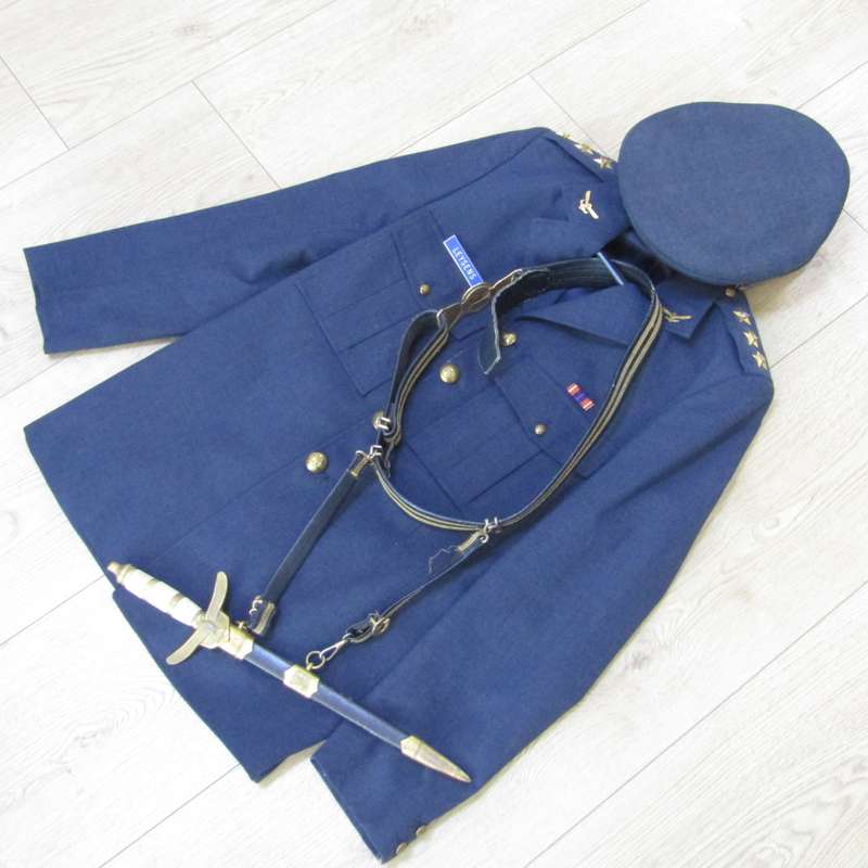 SA Air Force Officers dagger with belt tunic and cap of Captain Leysens - dagger number 2455