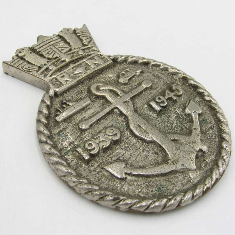 Royal Navy 1939-1945 metal crest