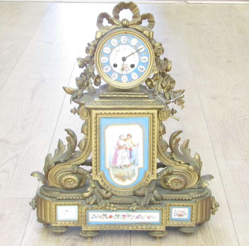 Antique French Louis XV Style Ormolu and porcelain mantel clock