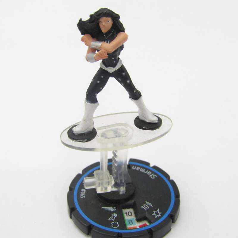 Lot of 8 DC Heroclix mini figurines