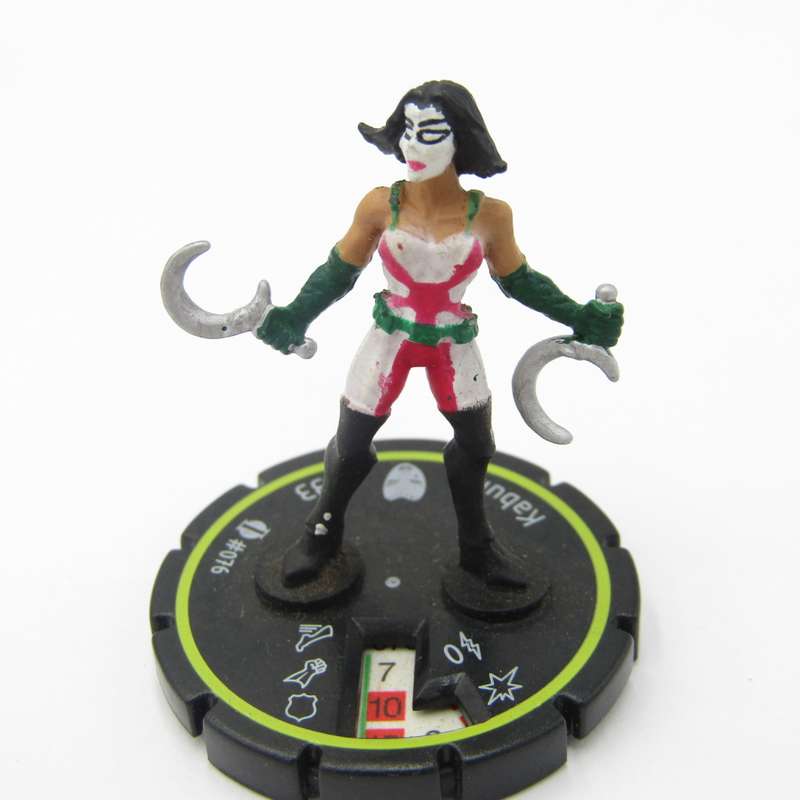 Lot of 8 DC Heroclix mini figurines