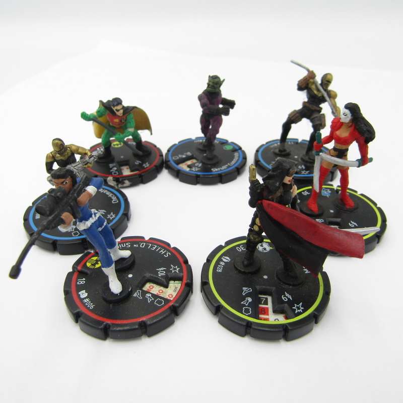 Lot of 7 DC Heroclix mini figurines