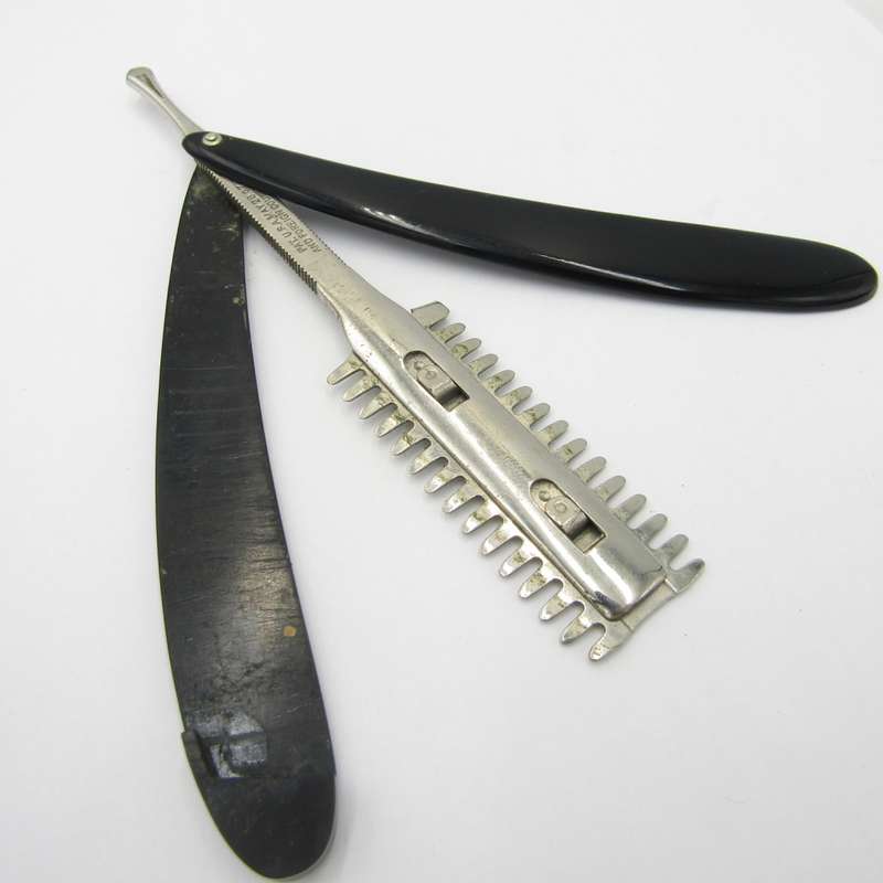 Vintage Durham Duplex cut throat straight razor in case