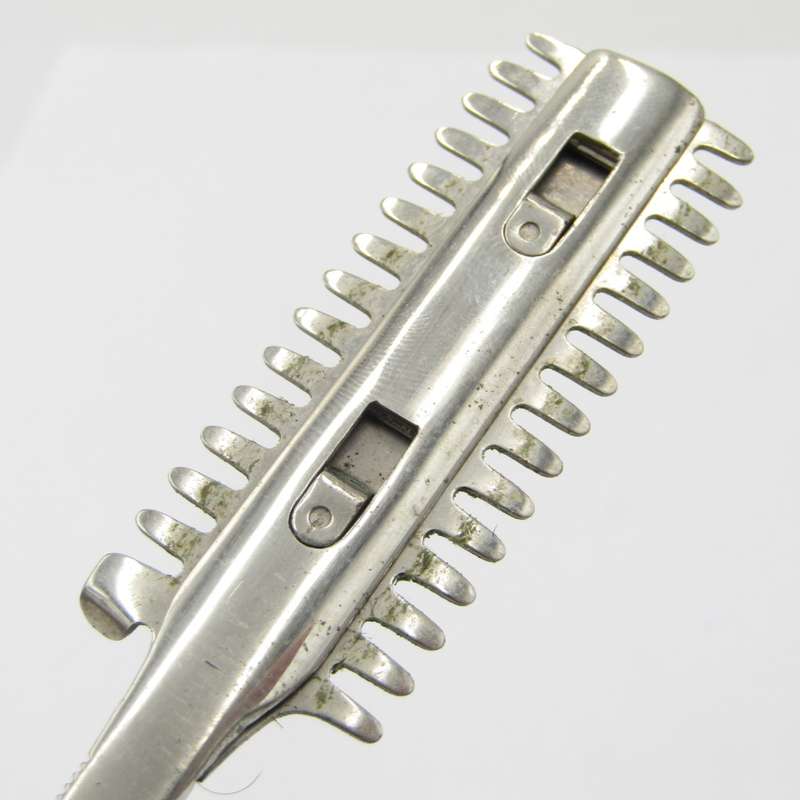 Vintage Durham Duplex cut throat straight razor in case
