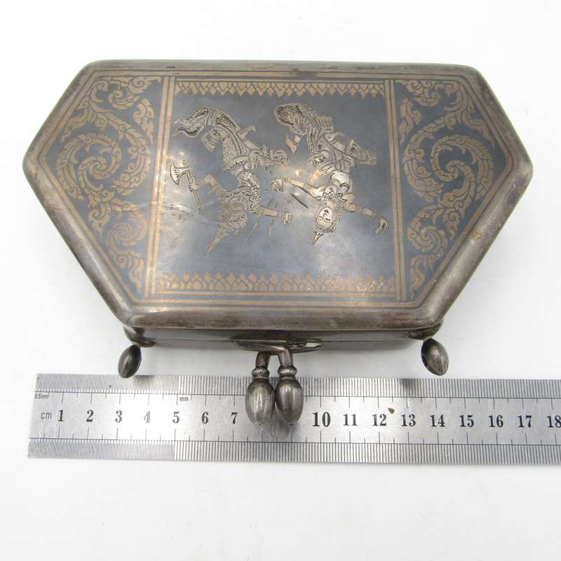 Vintage Siam Sterling silver jewellery box with jewellery