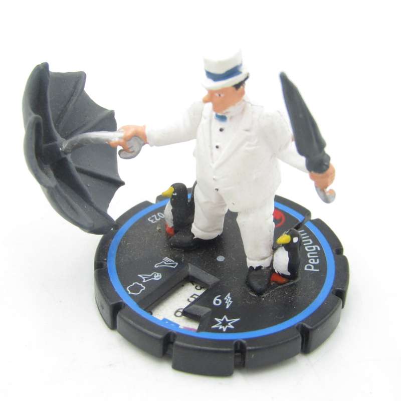 Lot of 8 DC Heroclix mini figurines