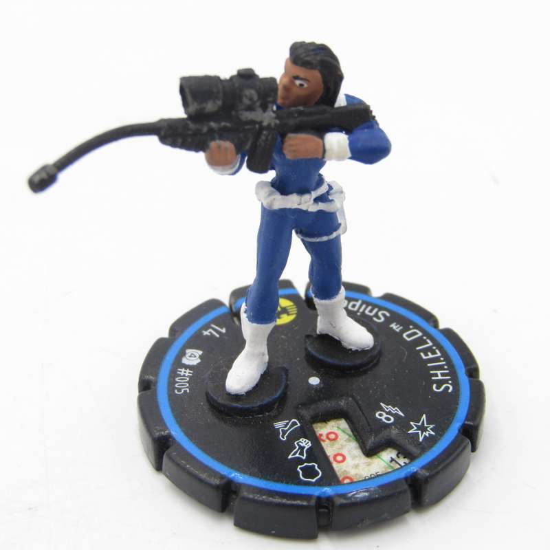 Lot of 8 DC Heroclix mini figurines