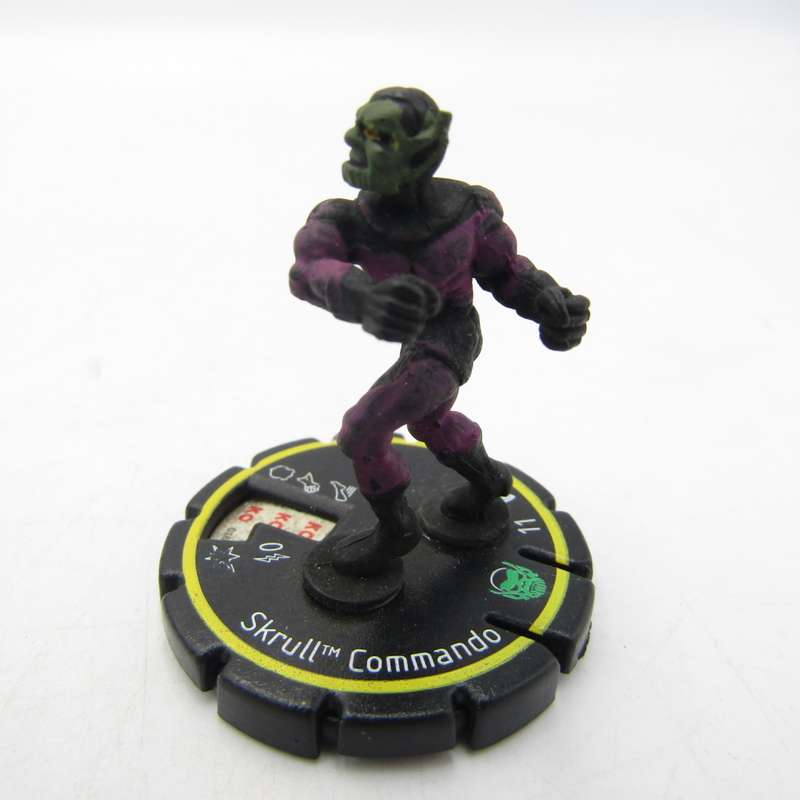 Lot of 7 DC Heroclix mini figurines