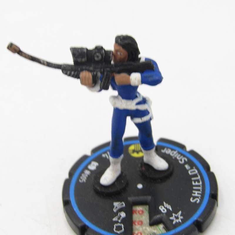 Lot of 7 DC Heroclix mini figurines