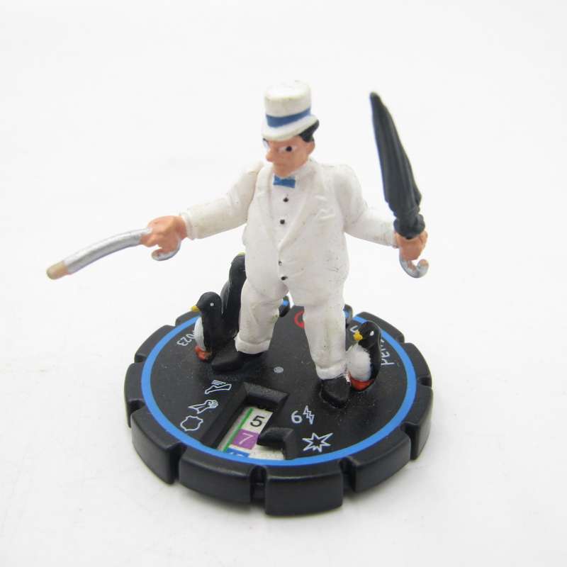 Lot of 8 DC Heroclix mini figurines
