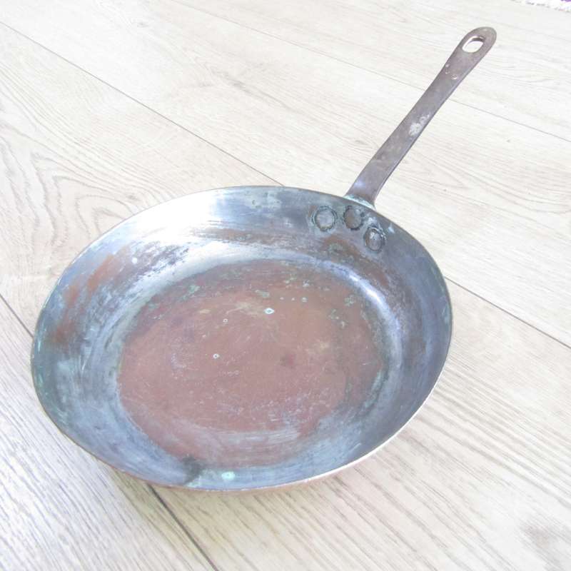 Pair of Lewis Conger New York, Paris copper skillet frying pans