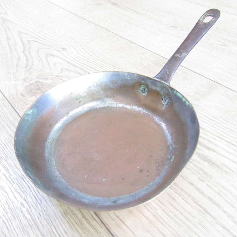 Pair of Lewis Conger New York, Paris copper skillet frying pans