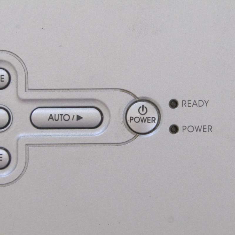 LG DS 125 Projector in bang with cables - working